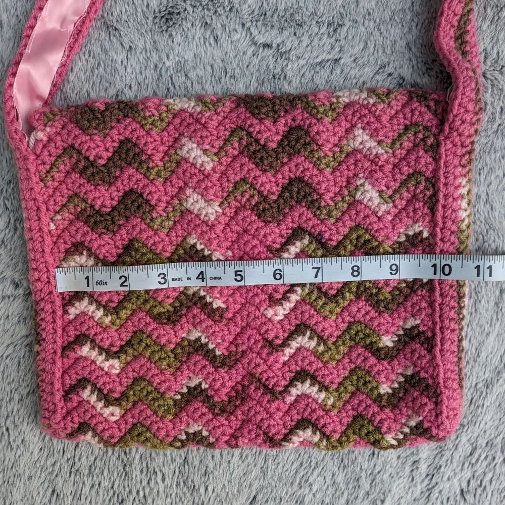 Handmade Crocheted Ripple Shoulder Bag Pink & Green‎